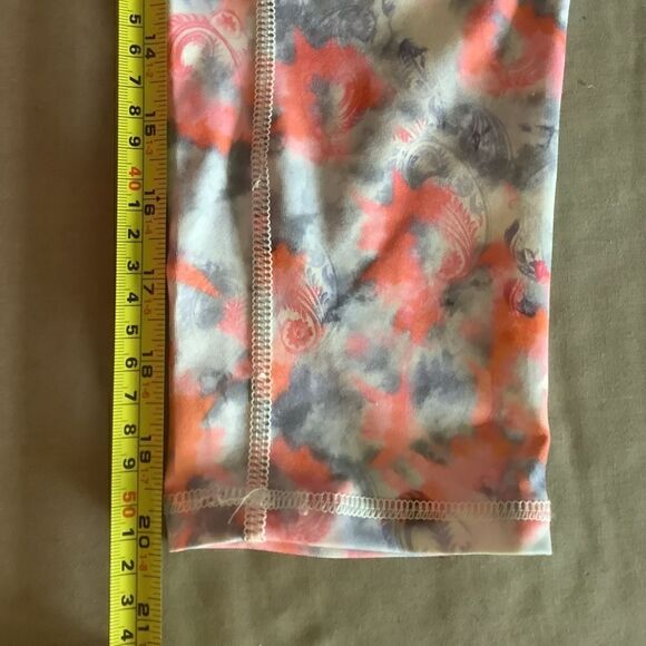 Ruby Ribbon Workout Leggings Size Small - Picture 5 of 6